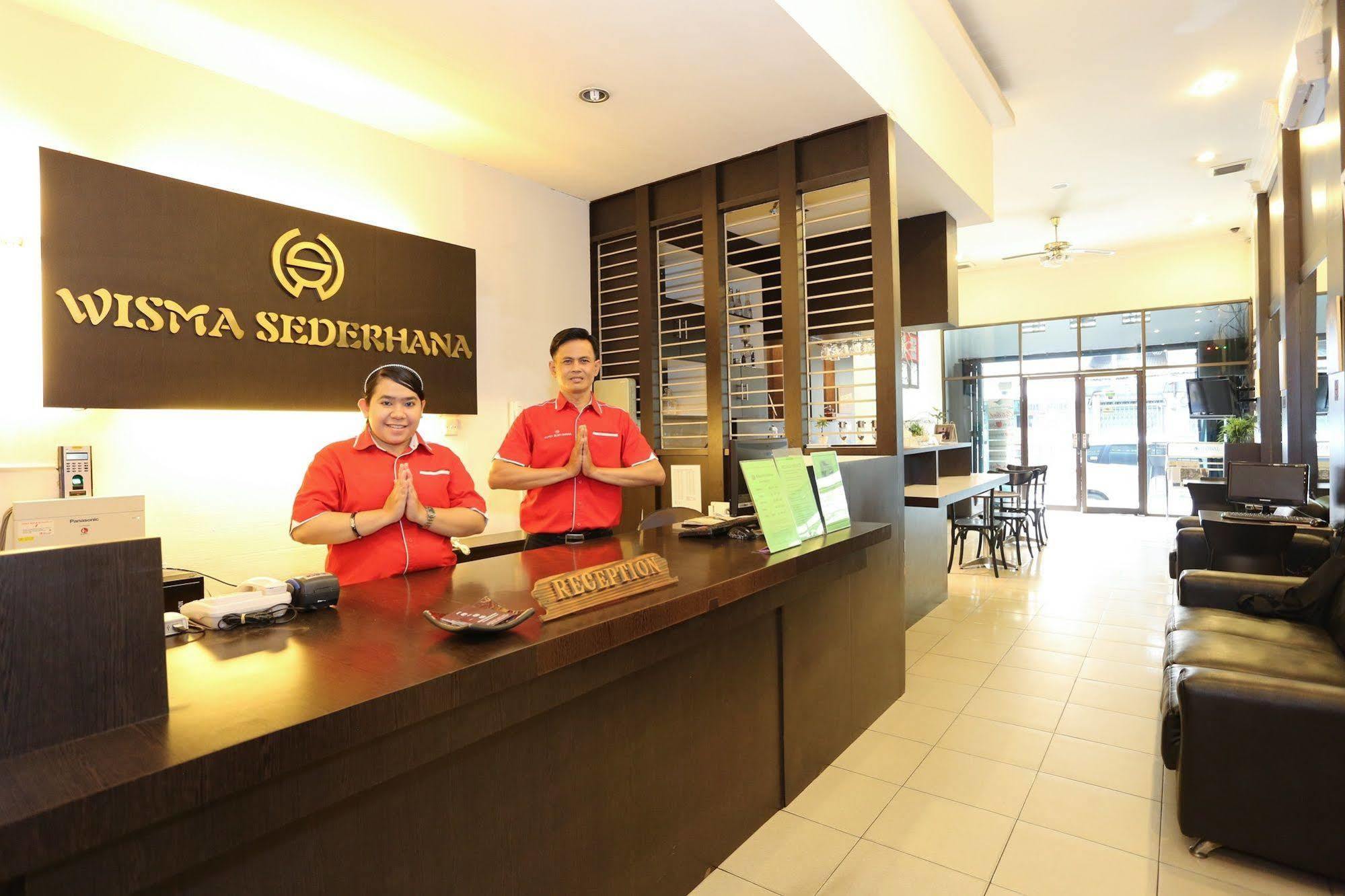 Wisma Sederhana Mitra Reddoorz Medan Exterior foto